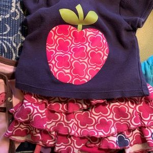 🍎New born apple shirt and skirt. One once. 🍎